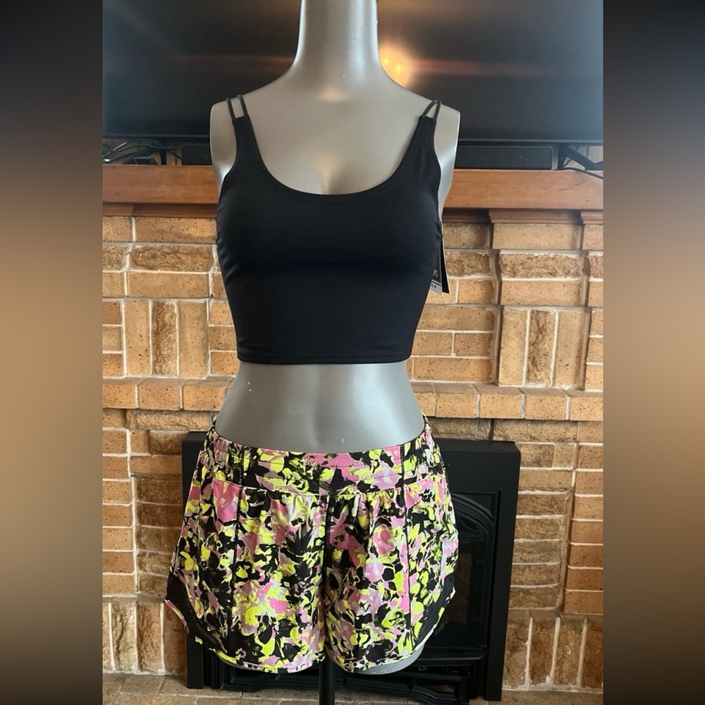 Lululemon Shorts Size 8